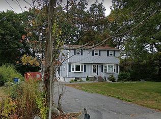 119 Pike St, Tewksbury, MA 01876
