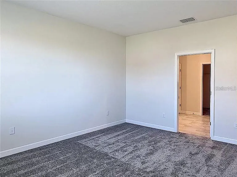 1307 Oak Crest St — Photo 18