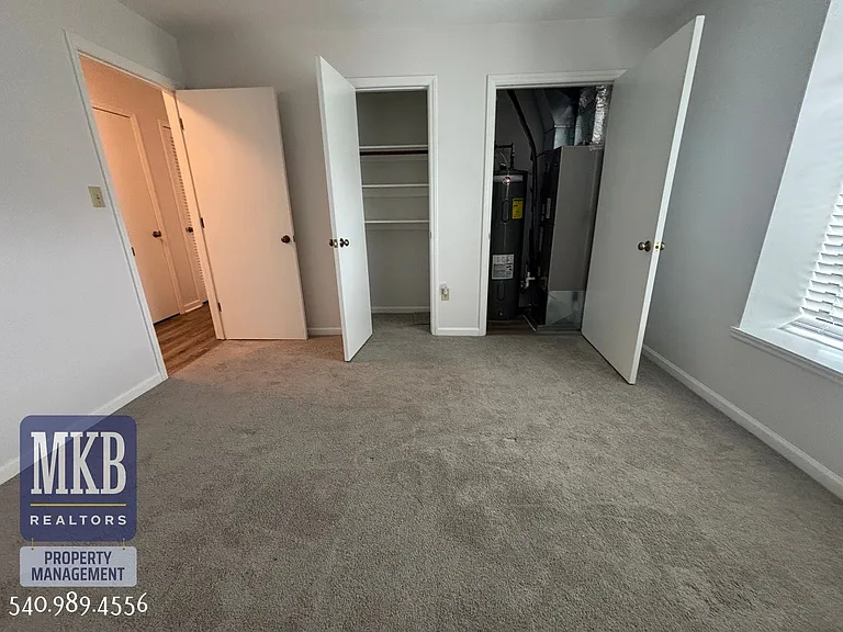 2527 Gatehouse Ln — Photo 20