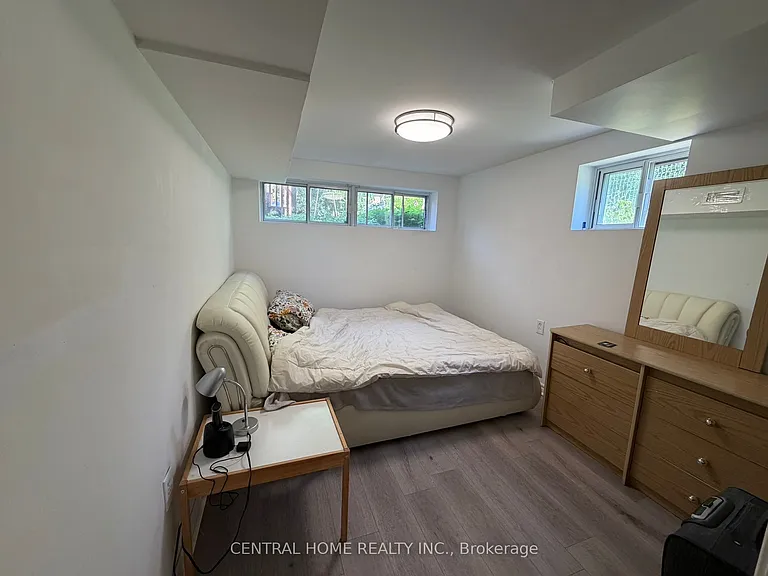 20 Goulding Ave #BASEMENT — Photo 10