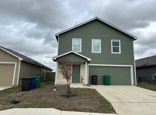5711 Repeating Way, Von Ormy, TX 78073