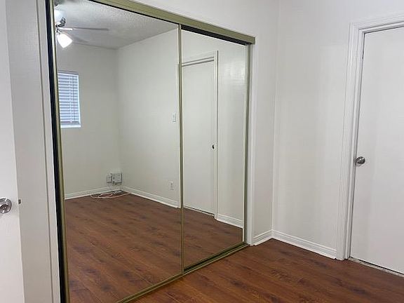 4th image of 4032 Hickman Dr
