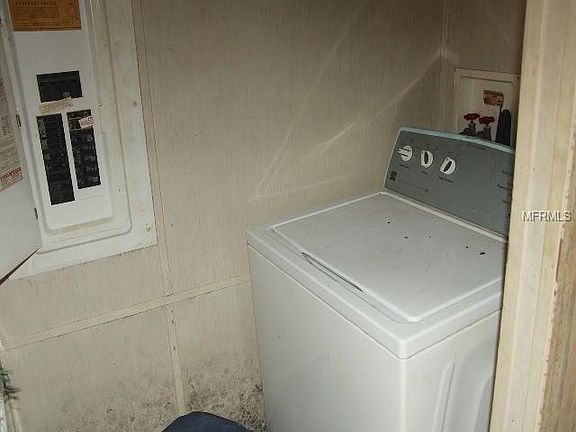 4th image of 104 Vine Rd E Unit 3-E