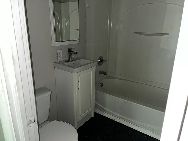 2309 SW High Ave — Photo 12