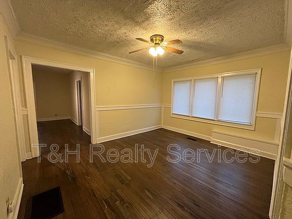 4th image of 3504 E Fall Creek Parkway North Dr APT 1
