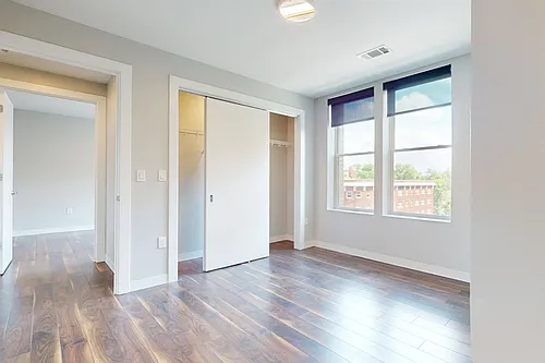 Floor plan 520e2b2e