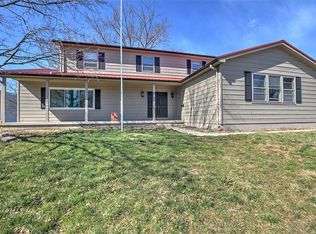 411 Shoreline Dr, Decatur, IL 62521