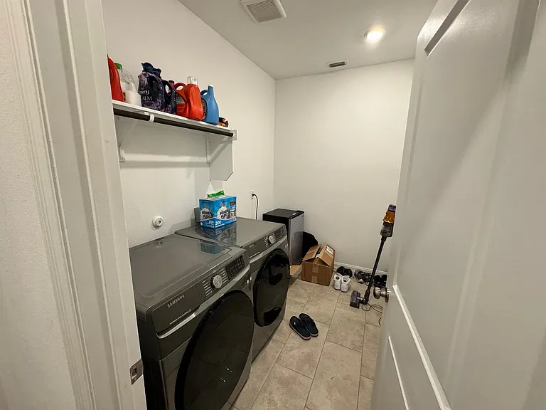 12204 Perritos Pl — Photo 17