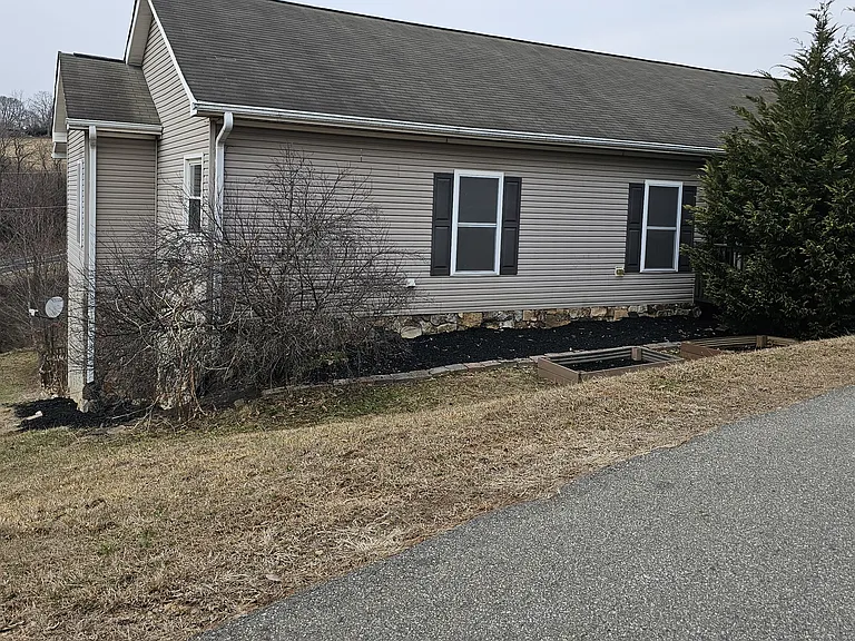 21 Little Oak Rd — Photo 1