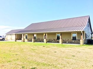 775 Curry Rd, Waxahachie, TX 75167