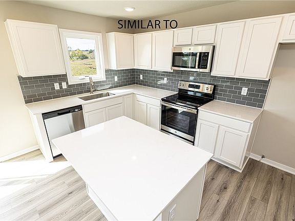 2nd image of 5175 Josie Dr