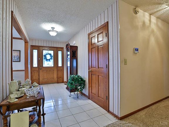 3rd image of 1741 Thall Dr