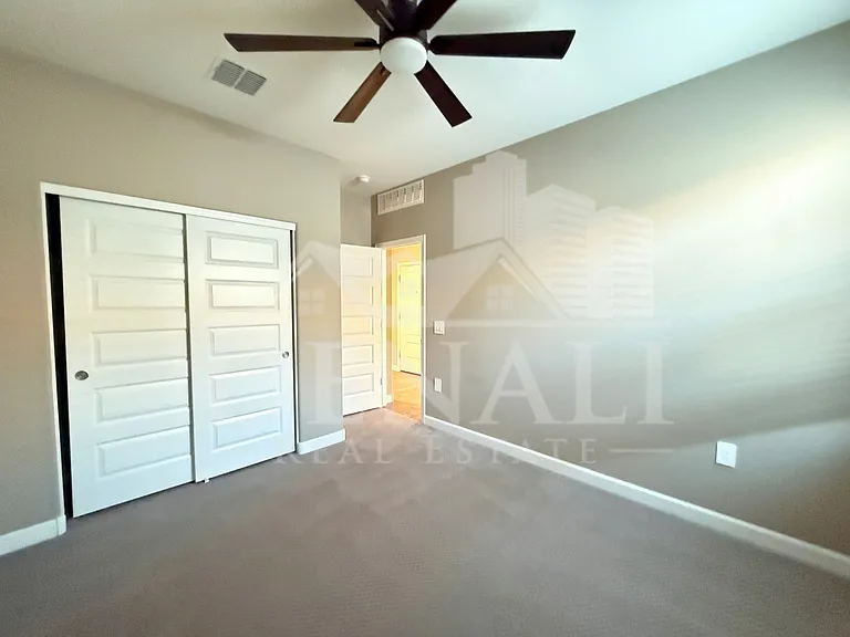 1053 E Horro Rd — Photo 23