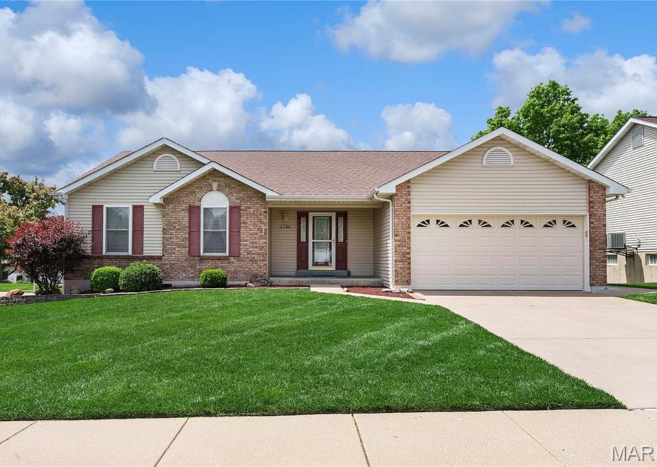 1st image of 1848 Summitview Dr