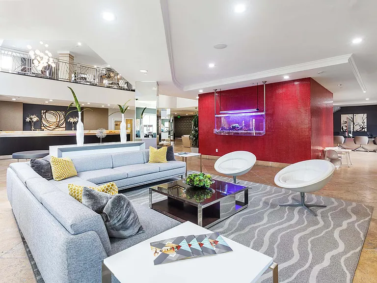 La Jolla Crossroads Apartments — Photo 62