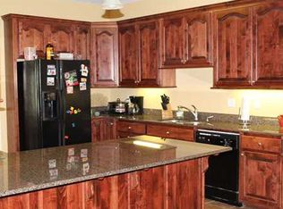 2605 Rue Beaux Chenes, Ocean Springs, MS 39564