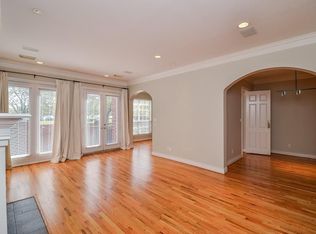 1927 Woodbury St, Houston, TX 77030