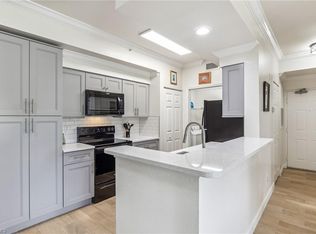 4610 Saint Croix Ln APT 1015, Naples, FL 34109