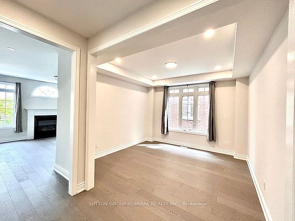 2nd image of 4 Castleglen Blvd