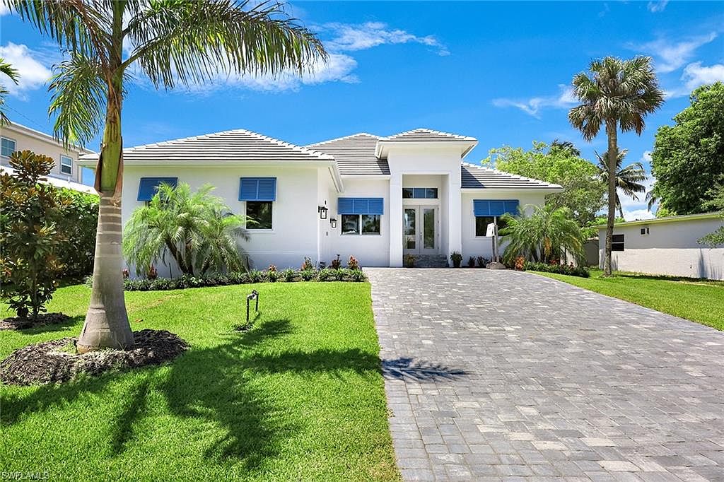 1114 high  High Pointe 1114 | 2 Bed Seacrest, FL Condo | Vacasa