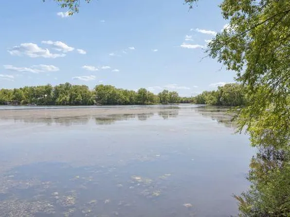 21892 Flowerwood Ct, Richmond, MN 56368