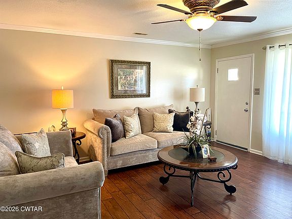 3rd image of 7021 Dogwood Ln