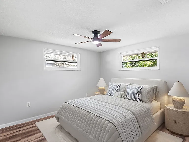 7913 Raintree Dr — Photo 9