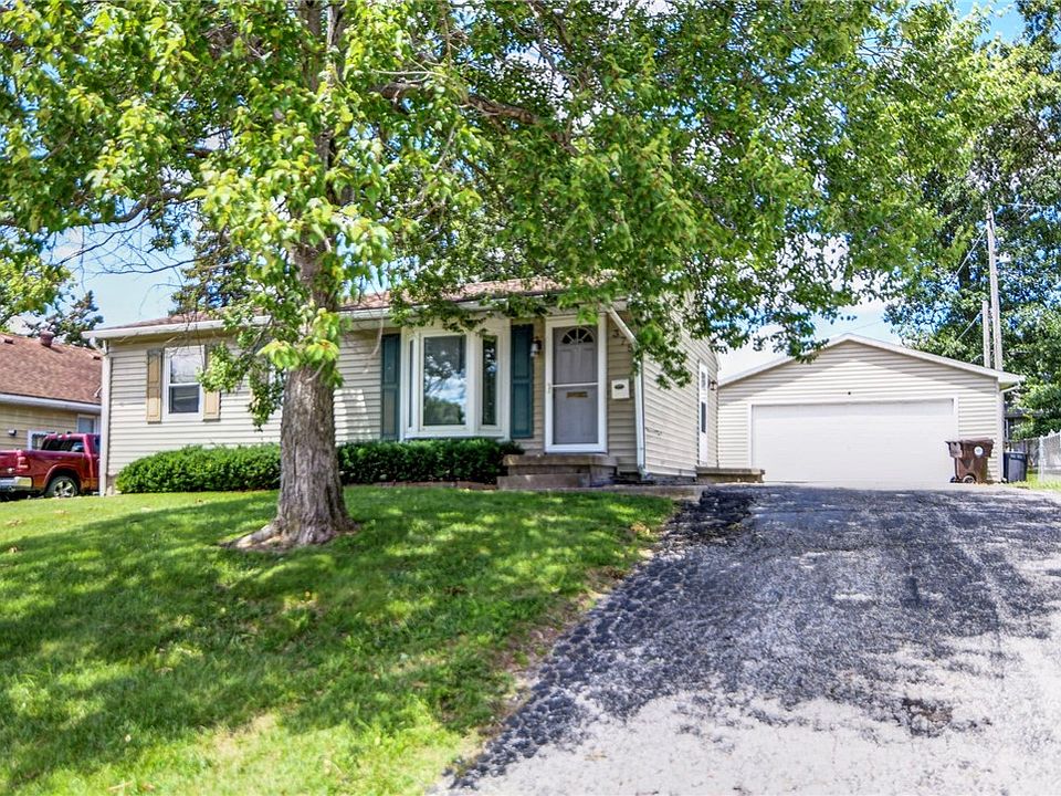 1st image of 375 N Megan Dr