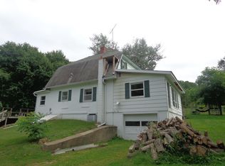 S5564 County Rd S, Viola, WI 54664