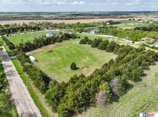 Road, Garland, NE 68360