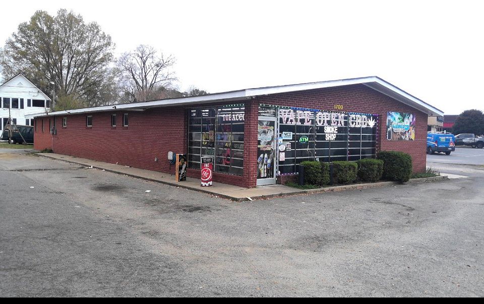 1st image of 1700 W Vernon Ave