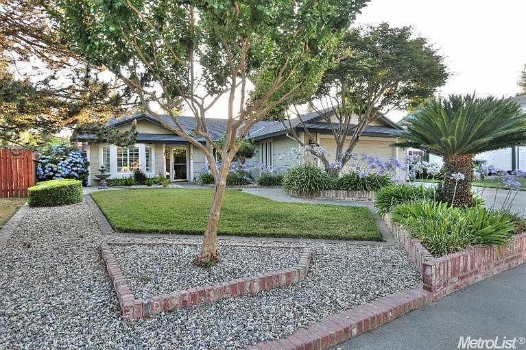 1st image of 7408 Flowerwood Way