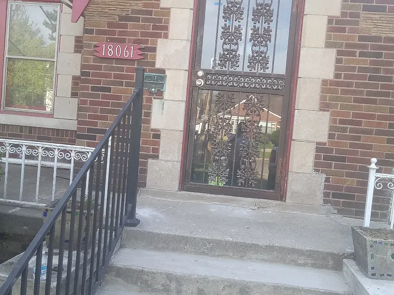 18061 Pennington Dr — Photo 1