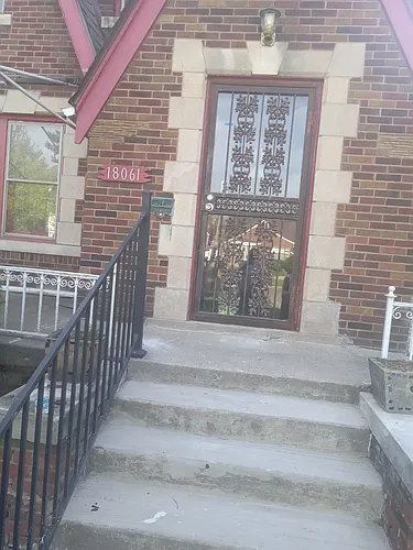 18061 Pennington Dr Photo 1