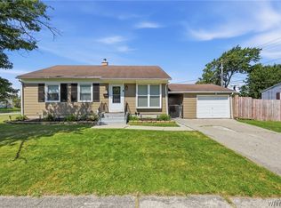 84 Harvington Rd, Tonawanda, NY 14150