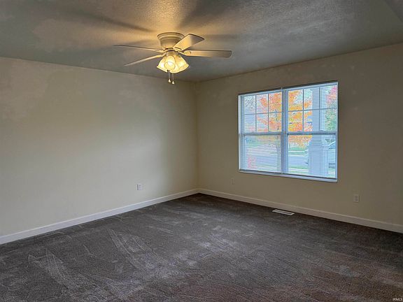 4th image of 514 S Jackson St #16