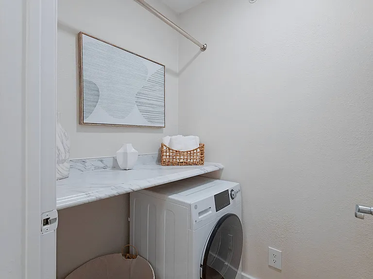 TRELLIS Canyon Creek Apartments — Photo 31