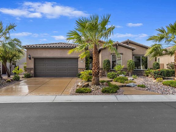 4th image of 81429 Avenida Montura