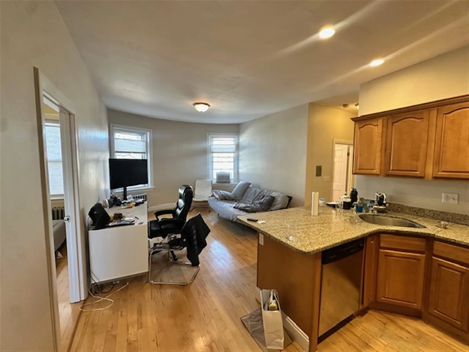 1 bed, $3,250 — Photo 2