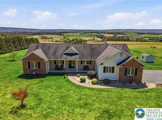 495 Rabbit Run Rd, Andreas, PA 18211
