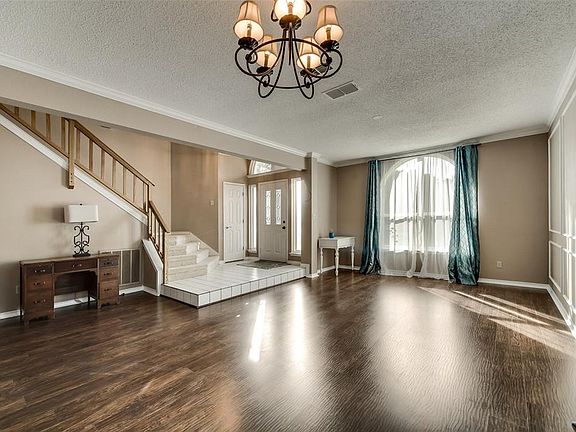 2nd image of 6115 Sandstone Dr