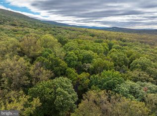 2 Highview Rd, Harpers Ferry, WV 25425