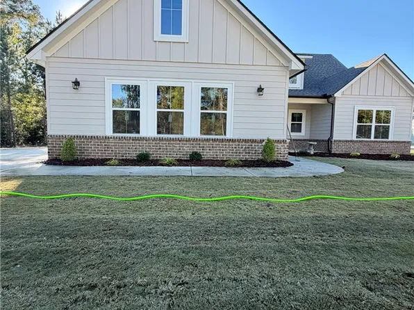 1848 Lee Road 239, Smiths Station, AL 36877