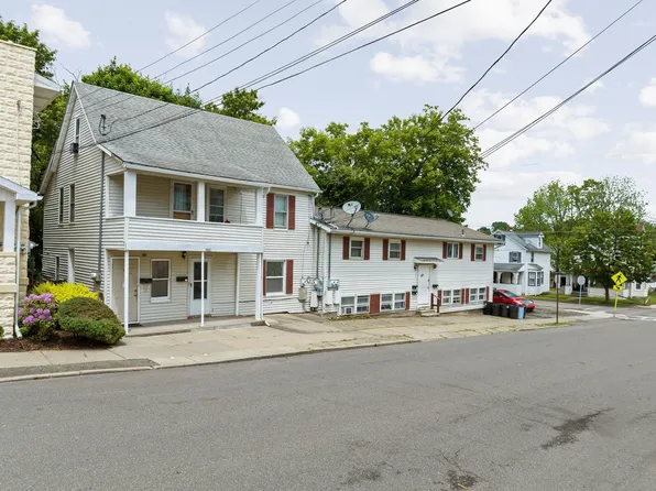 301 Squires Ave, Endicott, NY 13760