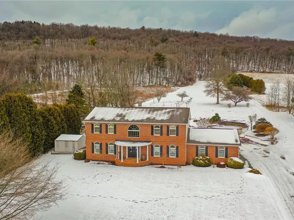 1338 Mahoning Dr E, Lehighton, PA 18235