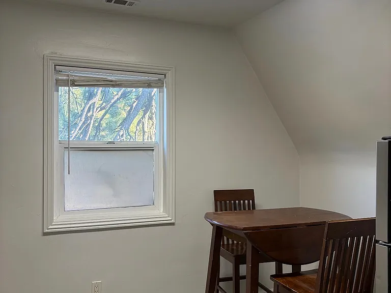 26516 Pine Ave #B — Photo 3