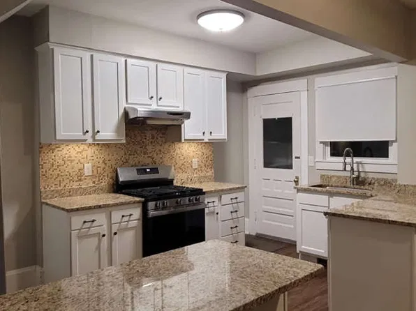 1440 Owego Ave, Lakewood, OH 44107