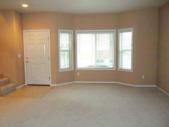 2nd image of 8711 NE 89th Ave