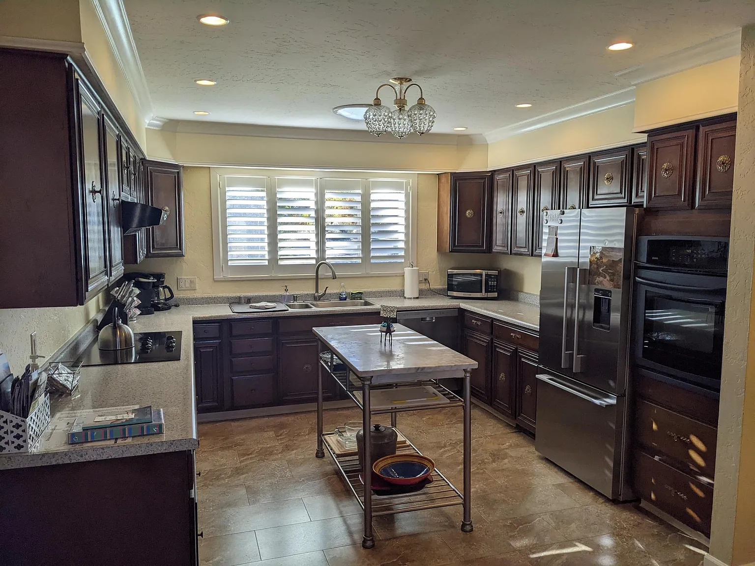 3 bed, 2600 sqft, $2,350 — Photo 3