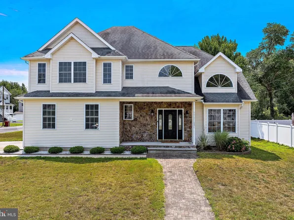 186 Brennan Concourse, Bayville, NJ 08721